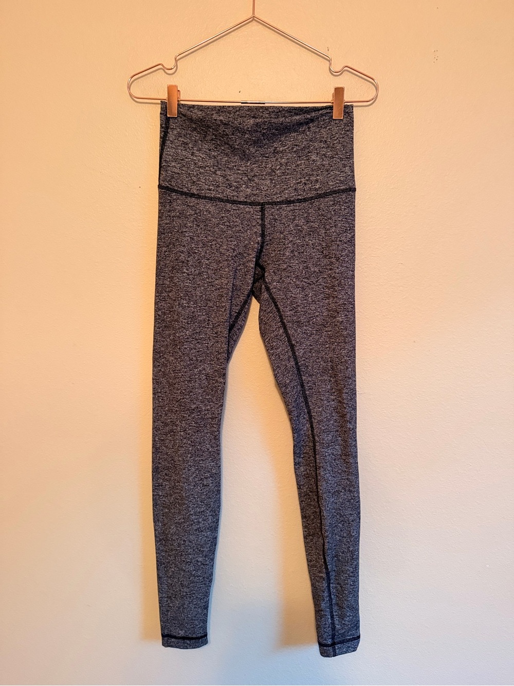 Lululemon Wunder Under Hi-Rise 7/8 Tight
Heathered Black - Picture 3 of 4